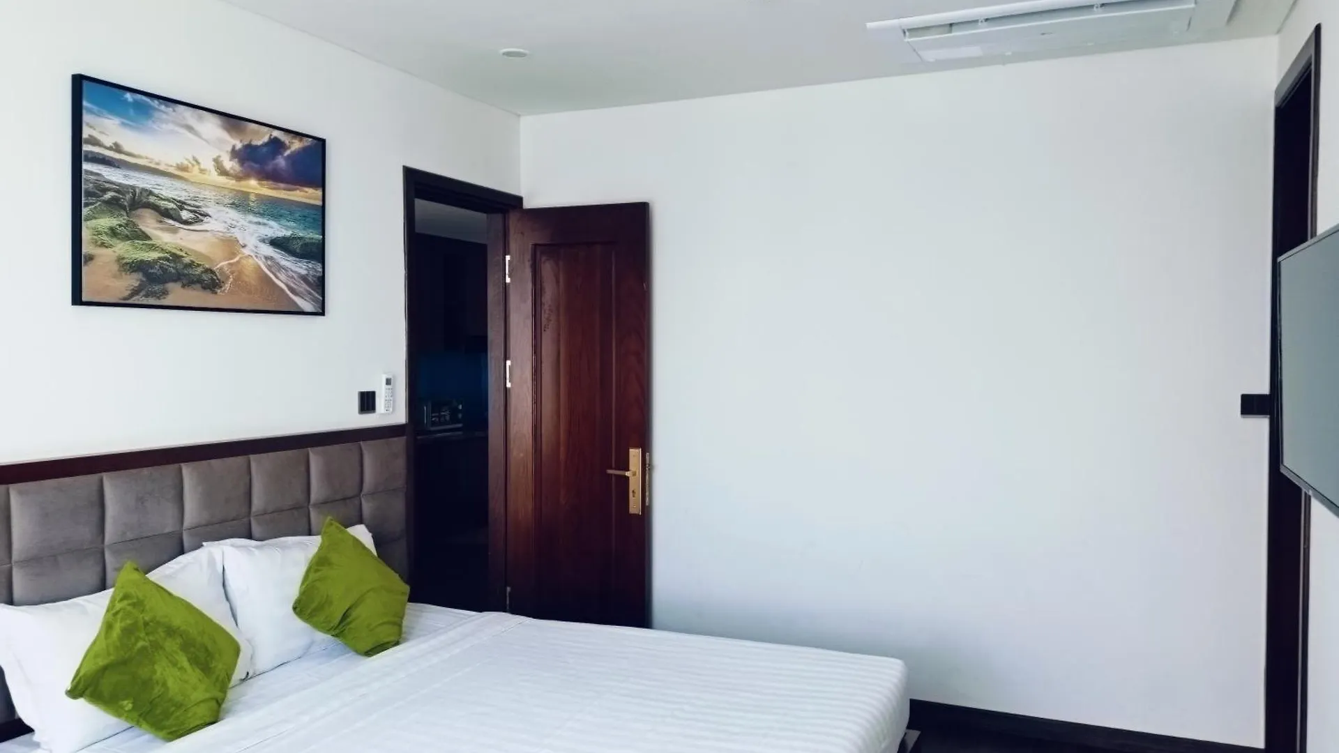 Century Hotel Da Nang